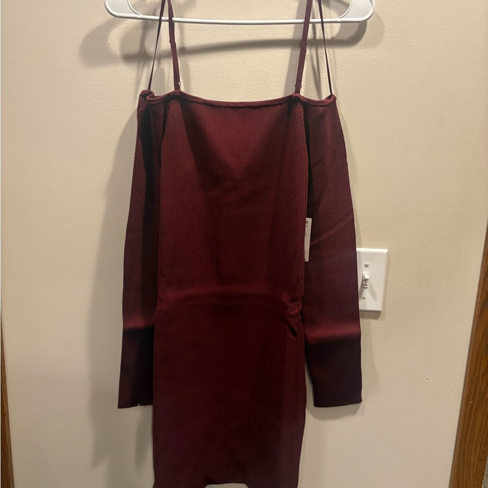 Good American Long Sleeve Burgundy Dress - Picture 3 of 8